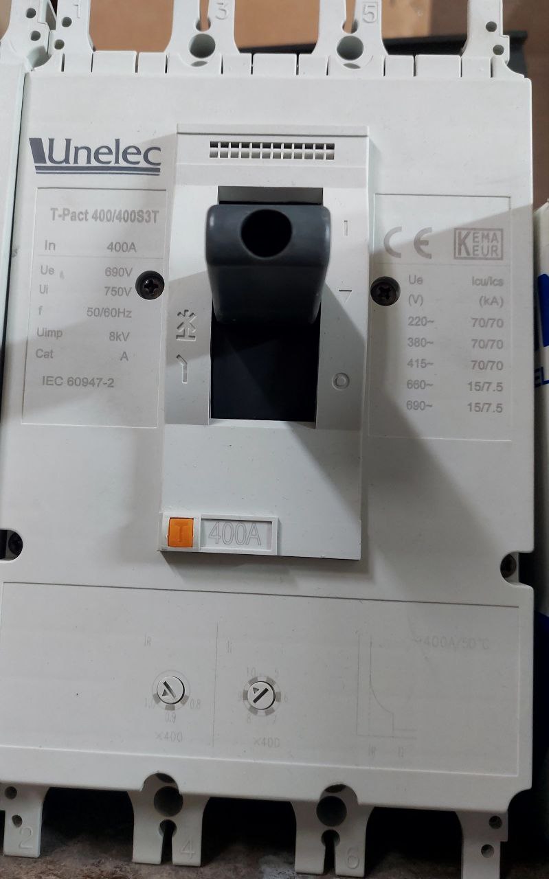کلید اتوماتیک ۴۰۰ آمپر