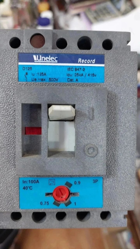کلید اتوماتیک ۱۰۰ آمپر یونولیک